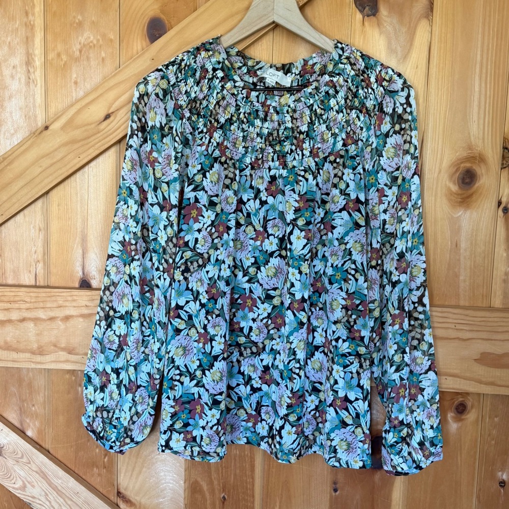 LOFT Smocked Floral Blouse Womens Size M Multicolor Chiffon Long Sleeve Top